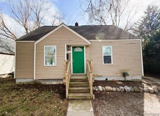 965 Voorheis Street, Pontiac, MI 48341