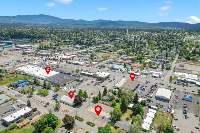 109 & 111 PERRINE Rd, Spokane, WA 99206