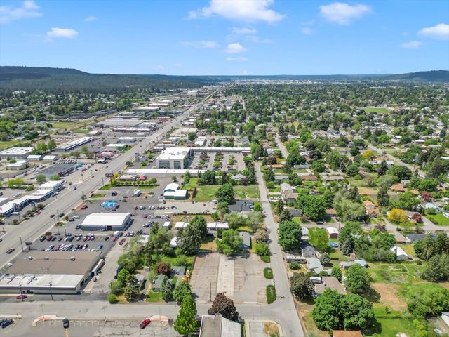 109 & 111 PERRINE Rd, Spokane, WA 99206