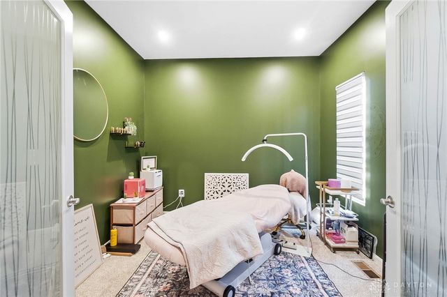 1543 Arden Bend, Fairborn, OH 45324