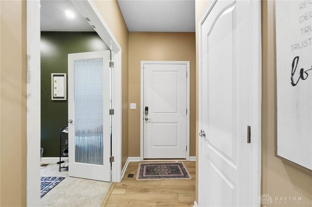 1543 Arden Bend, Fairborn, OH 45324