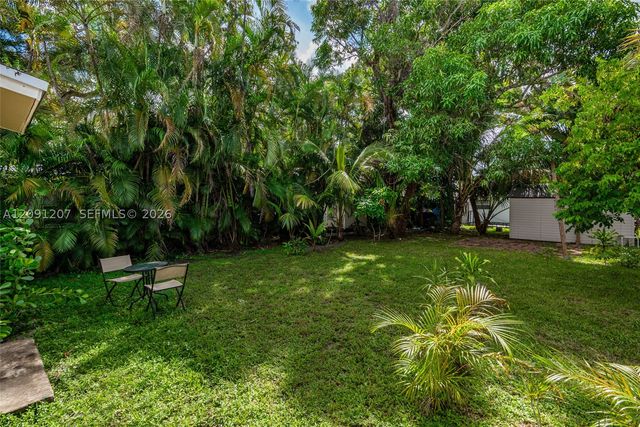 2307 SW 17th Ave 2, Fort Lauderdale, FL 33315