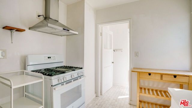 6632 W 87th Street, Los Angeles, CA 90045