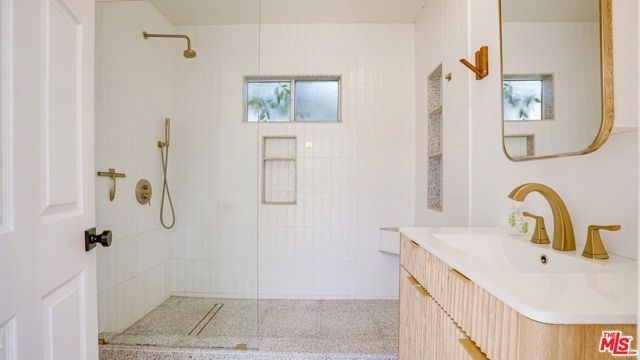 6632 W 87th Street, Los Angeles, CA 90045