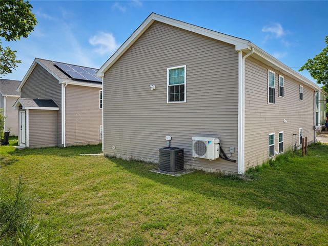 63 Chester Avenue, Providence, RI 02907