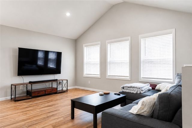 63 Chester Avenue, Providence, RI 02907