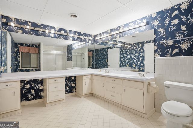 3662 Stonelake Court SW, Lilburn, GA 30047