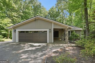 3662 Stonelake Court SW, Lilburn, GA 30047