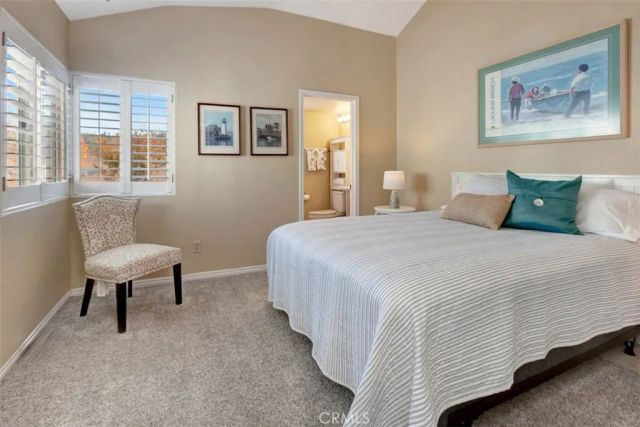 102 Santa Rosa Court, Laguna Beach, CA 92651