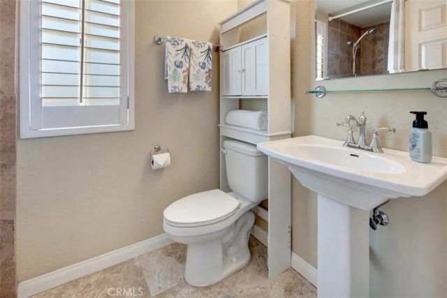 102 Santa Rosa Court, Laguna Beach, CA 92651