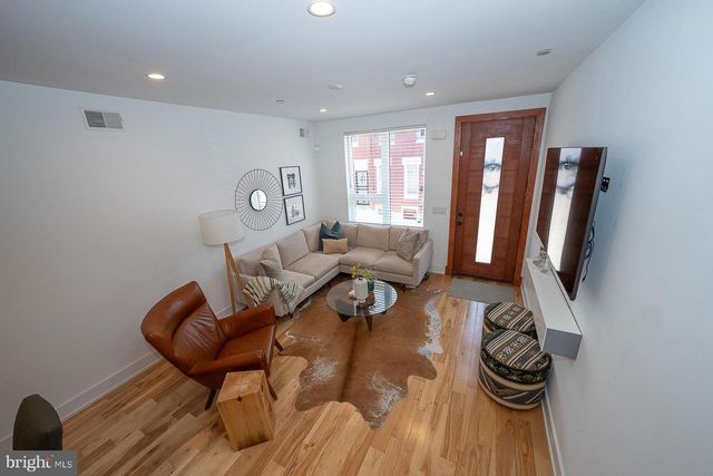 2228 SEARS ST, Philadelphia, PA 19146