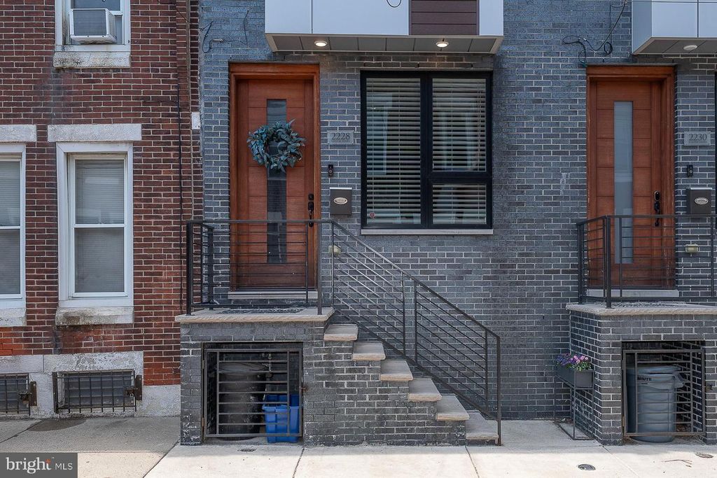 2228 SEARS ST, Philadelphia, PA 19146