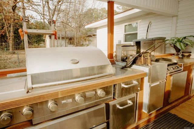 1512 Chris Drive, Benton, AR 72015