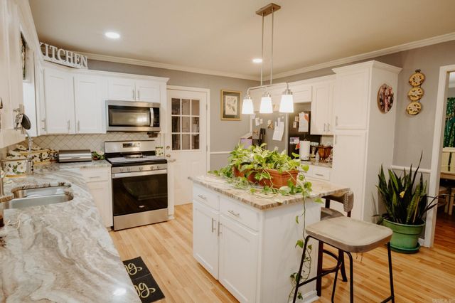 1512 Chris Drive, Benton, AR 72015