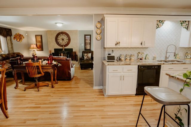 1512 Chris Drive, Benton, AR 72015