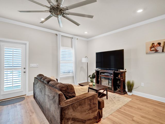 21 Redbird Loop, Destin, FL 32541