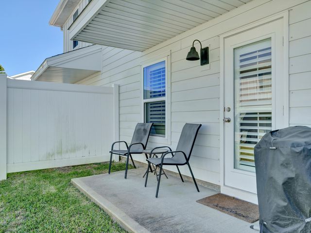 21 Redbird Loop, Destin, FL 32541