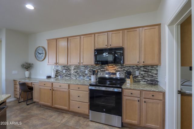 5256 N GILA TRAIL Drive, Eloy, AZ 85131