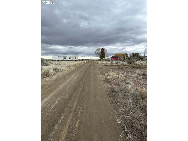 Wonderland St 6200, Christmas Valley, OR 97641