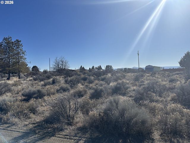 Wonderland St 6200, Christmas Valley, OR 97641