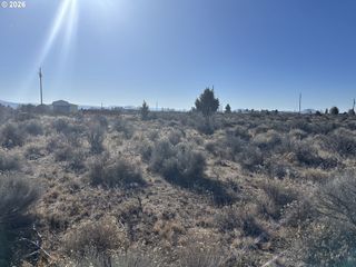 Wonderland St 6200, Christmas Valley, OR 97641