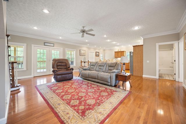 556 Murphy Lane, Jamestown, KY 42629