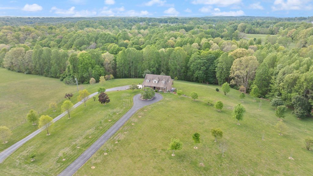 556 Murphy Lane, Jamestown, KY 42629