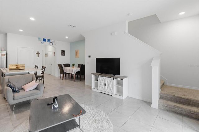 305 FELTRIM RESERVE BOULEVARD, Davenport, FL 33837