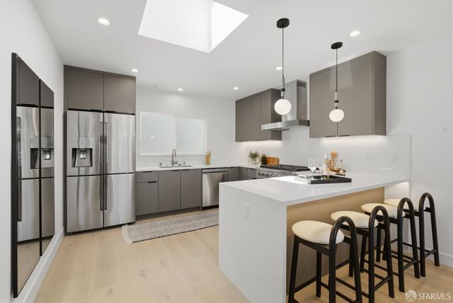 1962 Quint Street, San Francisco, CA 94124
