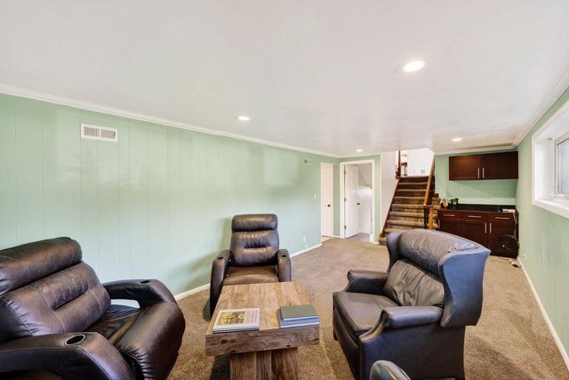 18345 Harvest LANE, Brookfield, WI 53045