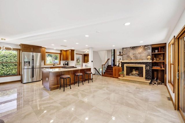 18345 Harvest LANE, Brookfield, WI 53045