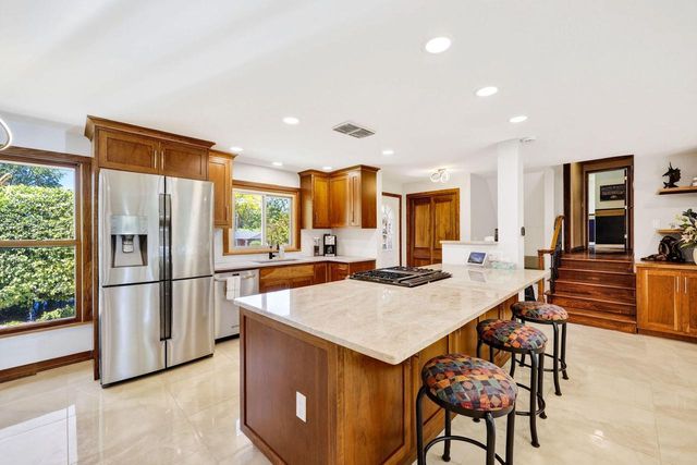 18345 Harvest LANE, Brookfield, WI 53045