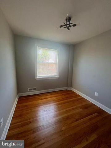 1530 KIRKWOOD, Baltimore, MD 21207