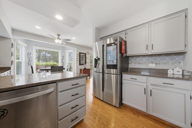 68 Chestnut Terrace, Buffalo Grove, IL 60089