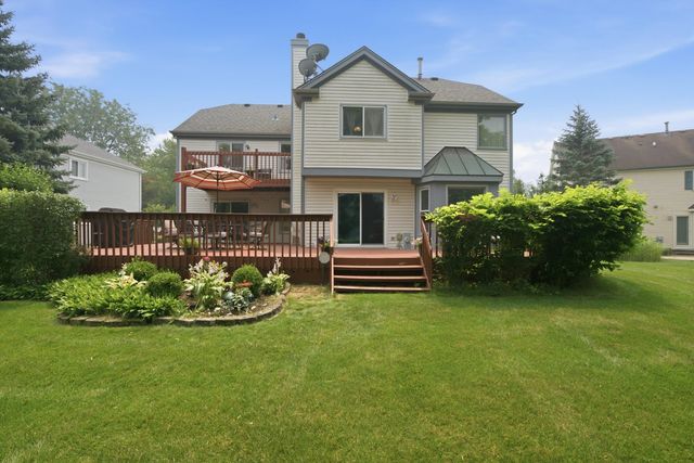 68 Chestnut Terrace, Buffalo Grove, IL 60089