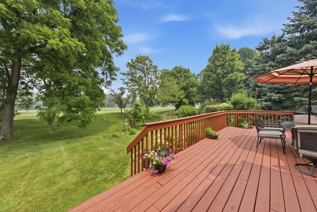 68 Chestnut Terrace, Buffalo Grove, IL 60089