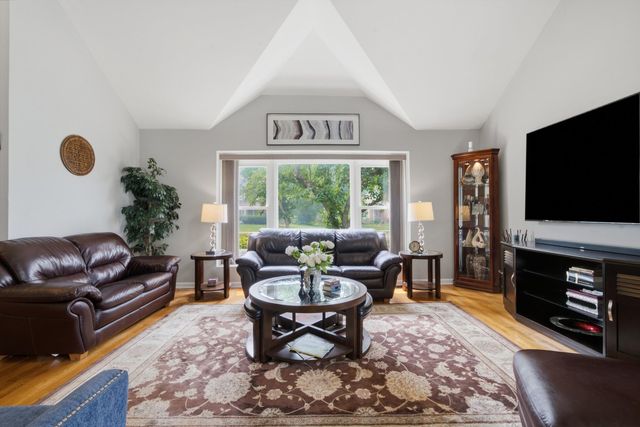 68 Chestnut Terrace, Buffalo Grove, IL 60089