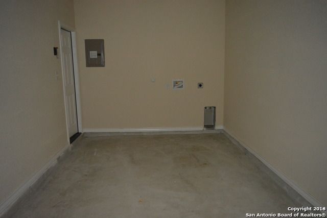 16711 Jupiter Hvn Unit 2, Selma, TX 78154