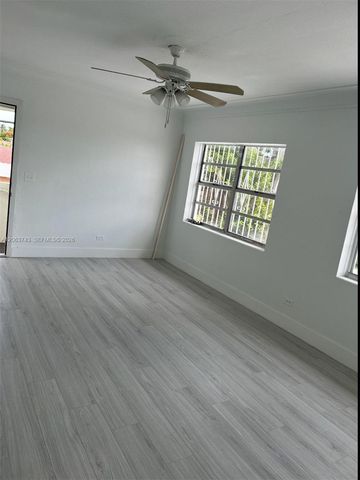 2215 NW 33rd St, Miami, FL 33142