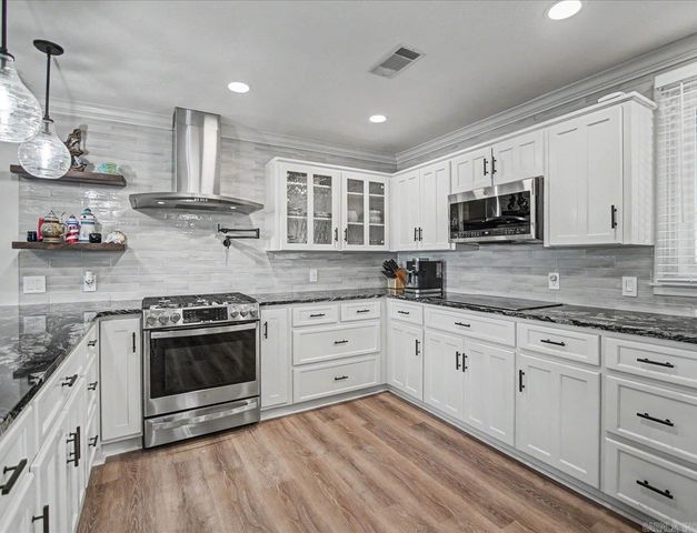 219 Daffodil Street, Hot Springs, AR 71913