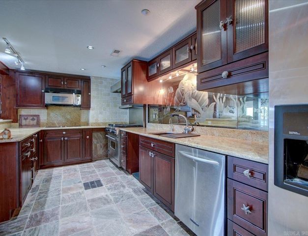 219 Daffodil Street, Hot Springs, AR 71913
