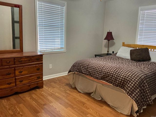 1612 Pinecroft Street, Benton, AR 72019