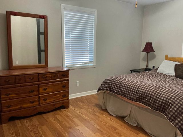 1612 Pinecroft Street, Benton, AR 72019