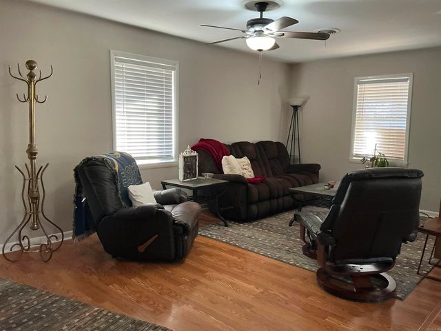 1612 Pinecroft Street, Benton, AR 72019