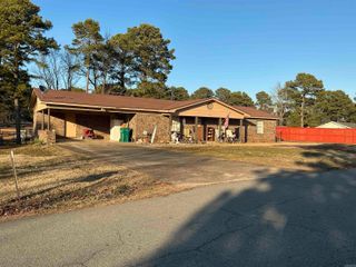 1612 Pinecroft Street, Benton, AR 72019