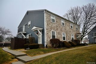 23546 N Rockledge, Novi, MI 48375