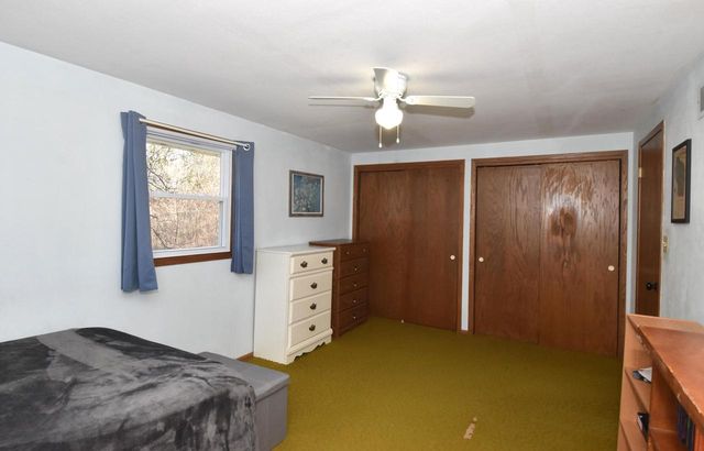 2324 S Brookland ROAD, New Berlin, WI 53151