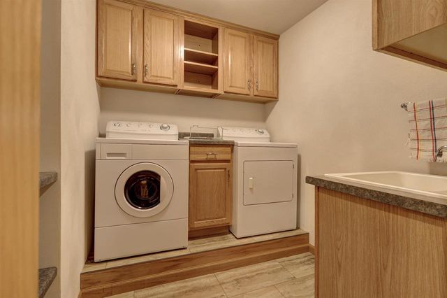 N974 JOEYS PLACE, Greenville, WI 54942
