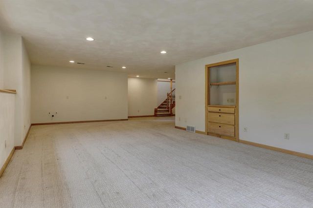 N974 JOEYS PLACE, Greenville, WI 54942