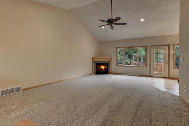 N974 JOEYS PLACE, Greenville, WI 54942